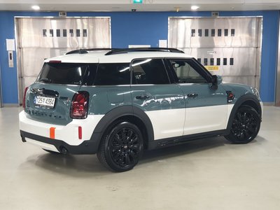 MINI COUNTRYMAN - 4