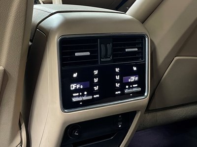 2022 Porsche CAYENNE thumbnail 15