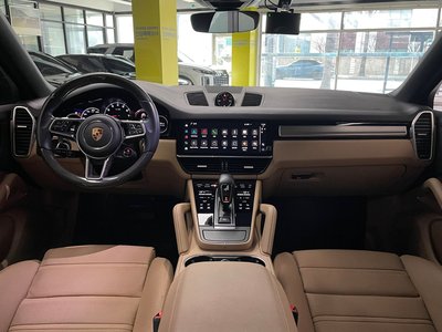 صورة 4 لـ 2022 Porsche CAYENNE