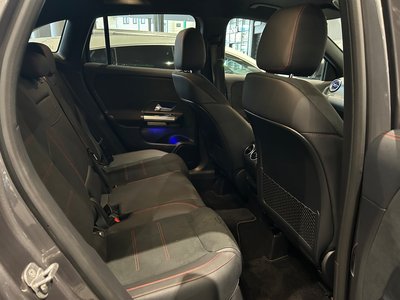 MERCEDES-BENZ GLA - 7