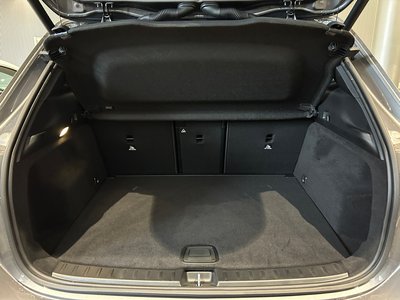 MERCEDES-BENZ GLA - 8