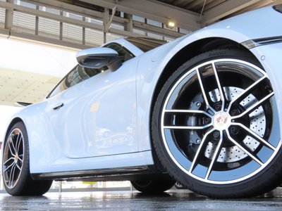 PORSCHE 911 - 6