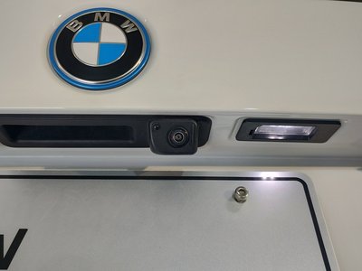2025 BMW IX1 — миниатюра 23
