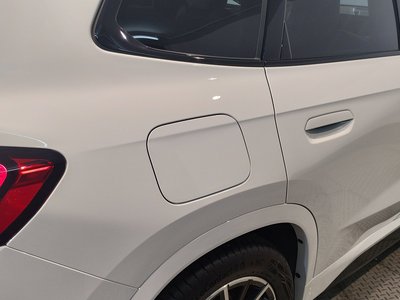 2025 BMW IX1 — миниатюра 30