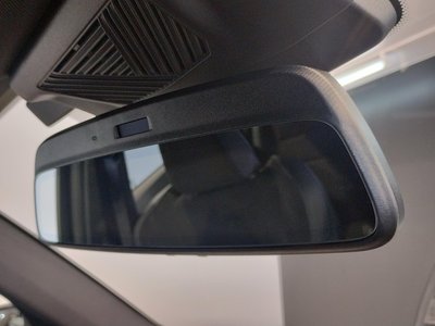 2025 BMW IX1 — миниатюра 79
