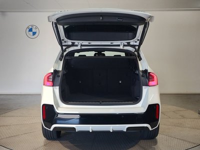 2025 BMW IX1 — миниатюра 21