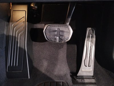 2025 BMW IX1 — миниатюра 47