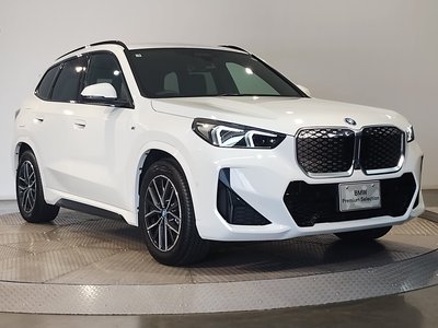 2025 BMW IX1 — миниатюра 11