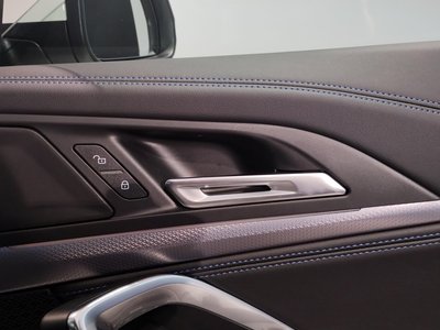 2025 BMW IX1 — миниатюра 44