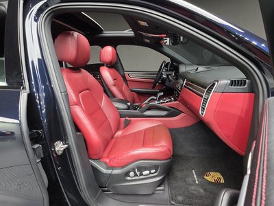 PORSCHE CAYENNE - 10