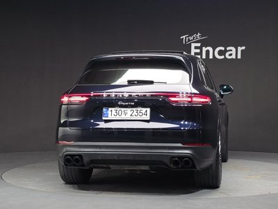 PORSCHE CAYENNE - 3