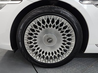 2020 Genesis G90 photo 6