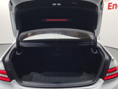 صورة مصغرة 28 لـ 2020 Genesis G90