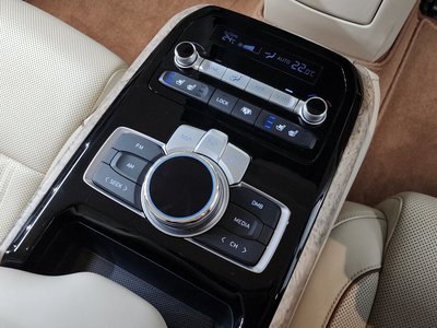 صورة مصغرة 45 لـ 2020 Genesis G90