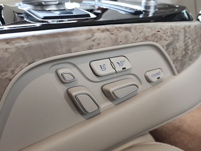 صورة مصغرة 42 لـ 2020 Genesis G90