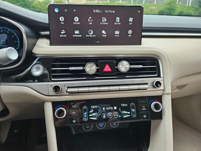 صورة مصغرة 14 لـ 2024 Genesis THE NEW G70