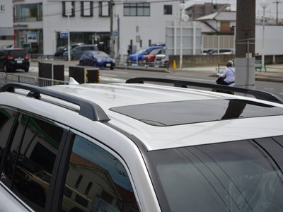 TOYOTA LAND CRUISER 300 - 9