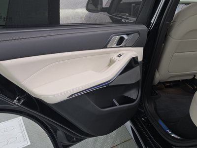2025 BMW X5 缩略图 15