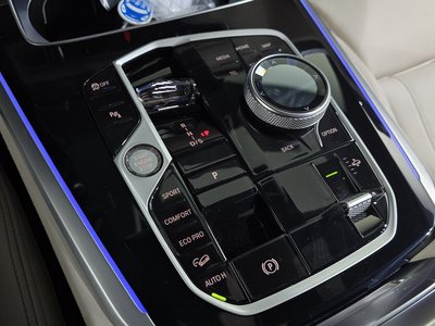 2025 BMW X5 缩略图 12