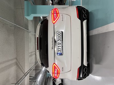 MASERATI LEVANTE - 4