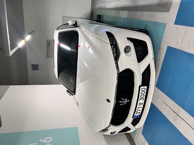 MASERATI LEVANTE - 1