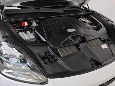 PORSCHE CAYENNE - 7