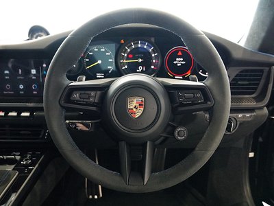 PORSCHE 911 - 8