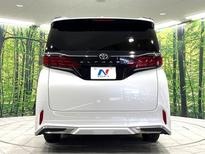 صورة 17 لـ 2023 Toyota ALPHARD