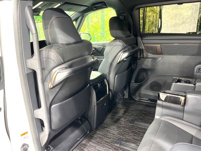 صورة 49 لـ 2023 Toyota ALPHARD
