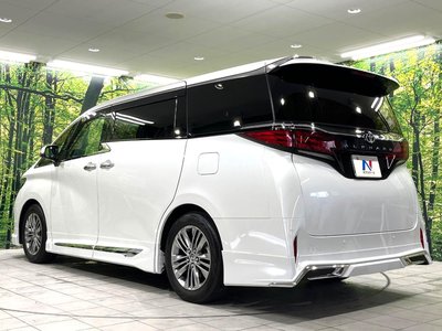 صورة 63 لـ 2023 Toyota ALPHARD