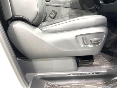 صورة 54 لـ 2023 Toyota ALPHARD