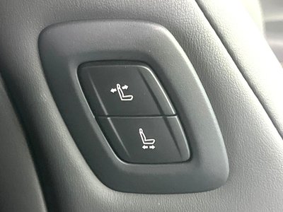 صورة 57 لـ 2023 Toyota ALPHARD