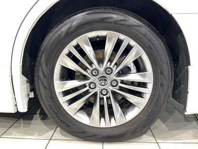 صورة 65 لـ 2023 Toyota ALPHARD