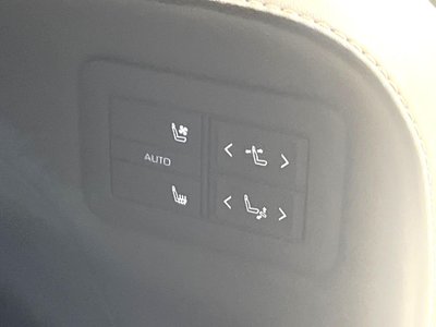 صورة 56 لـ 2023 Toyota ALPHARD