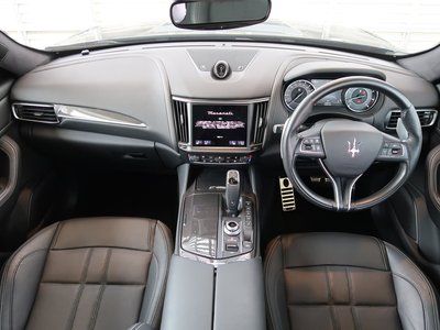 صورة 3 لـ 2023 Maserati LEVANTE
