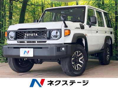 TOYOTA LAND CRUISER 70 - 1