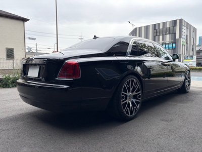 ROLLS-ROYCE GHOST - 8