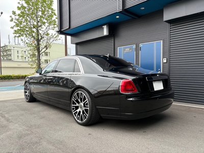 ROLLS-ROYCE GHOST - 6
