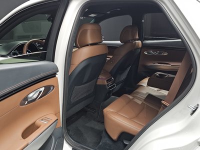 صورة مصغرة 18 لـ 2022 Genesis GV70