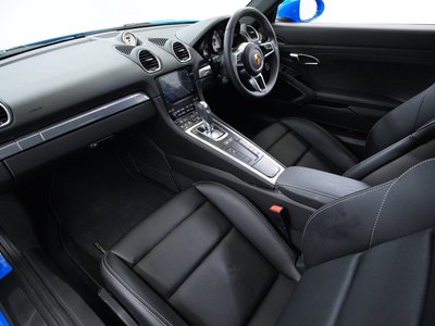 صورة مصغرة 41 لـ 2025 Porsche 718