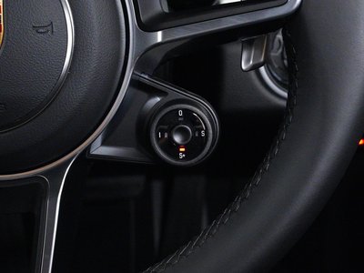 صورة مصغرة 46 لـ 2025 Porsche 718