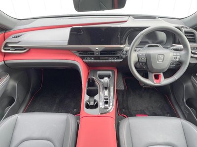 2024 Toyota CROWN SPORT photo 2