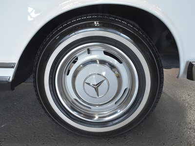 صورة 30 لـ 1966 Mercedes-BENZ SL