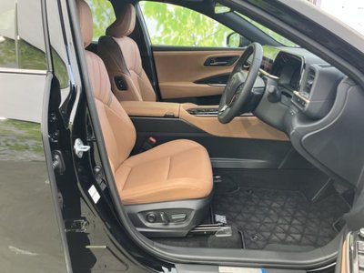 TOYOTA CROWN SPORT - 4