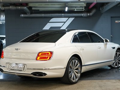 BENTLEY FLYING SPUR - 5