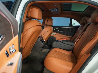 BENTLEY FLYING SPUR - 10