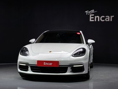 PORSCHE PANAMERA - 2