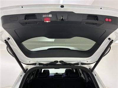 2026 Mercedes-BENZ GLB — миниатюра 26