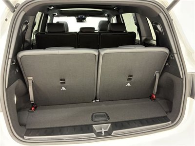 2026 Mercedes-BENZ GLB — миниатюра 24