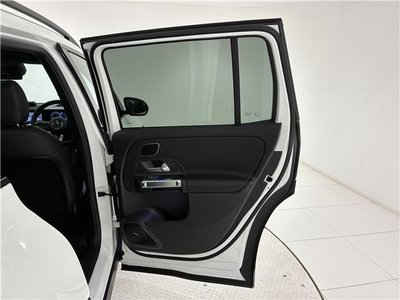 2026 Mercedes-BENZ GLB — миниатюра 16